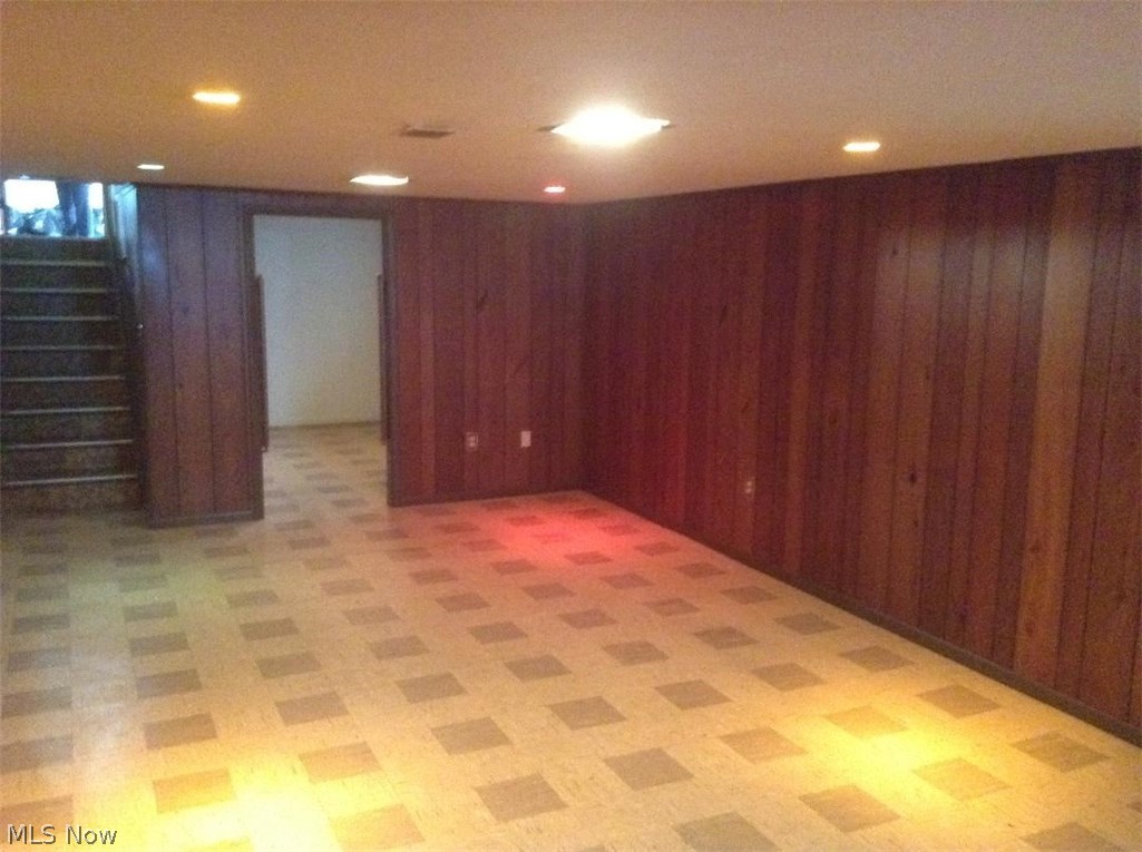 Sheffield Land & Improv C - Residential