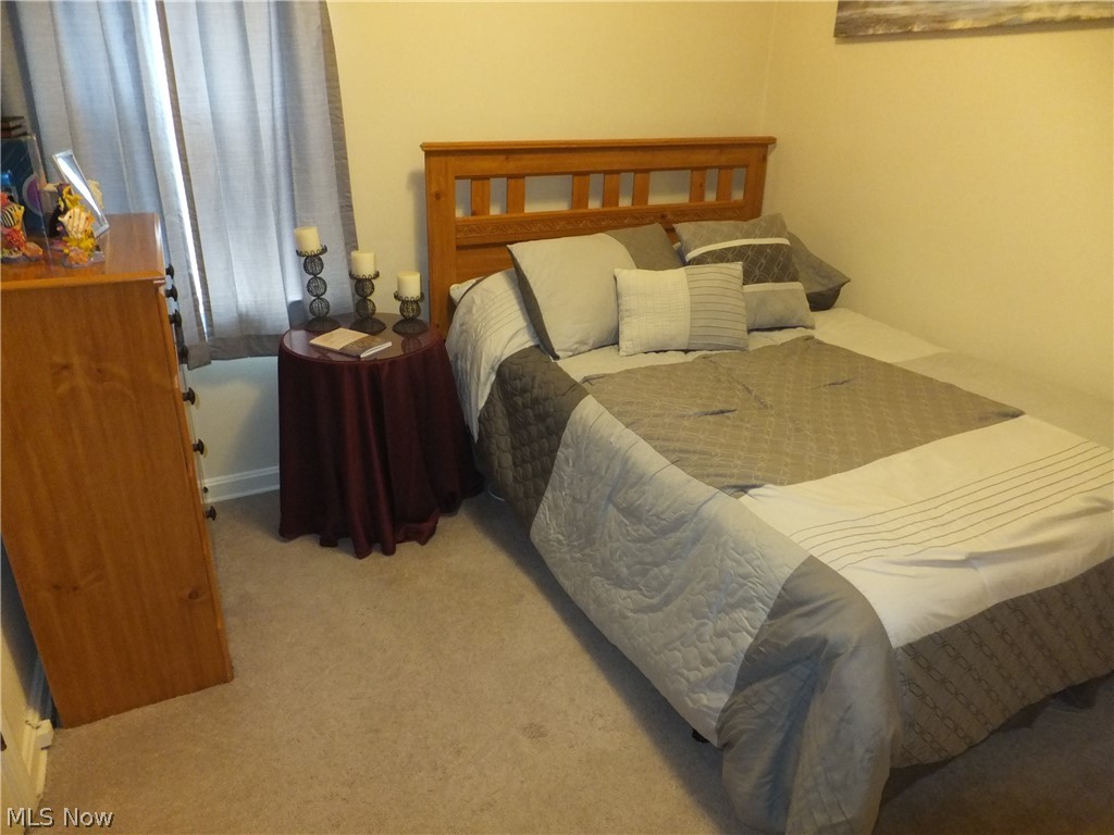 Royal Ridge - Residential