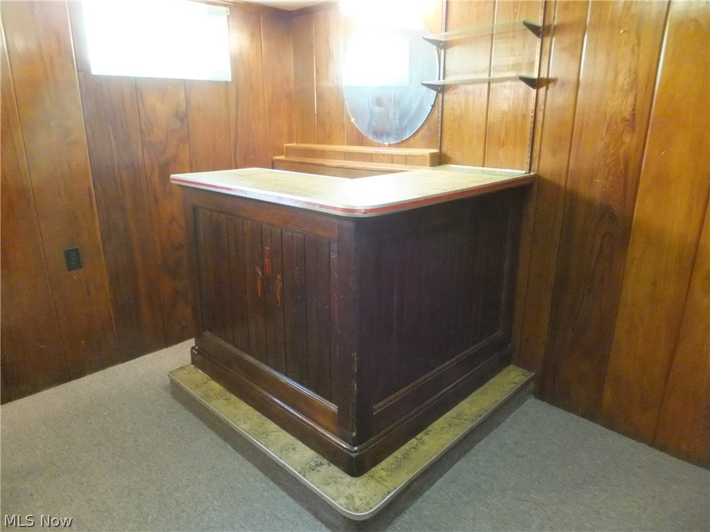 Royal Ridge - Residential