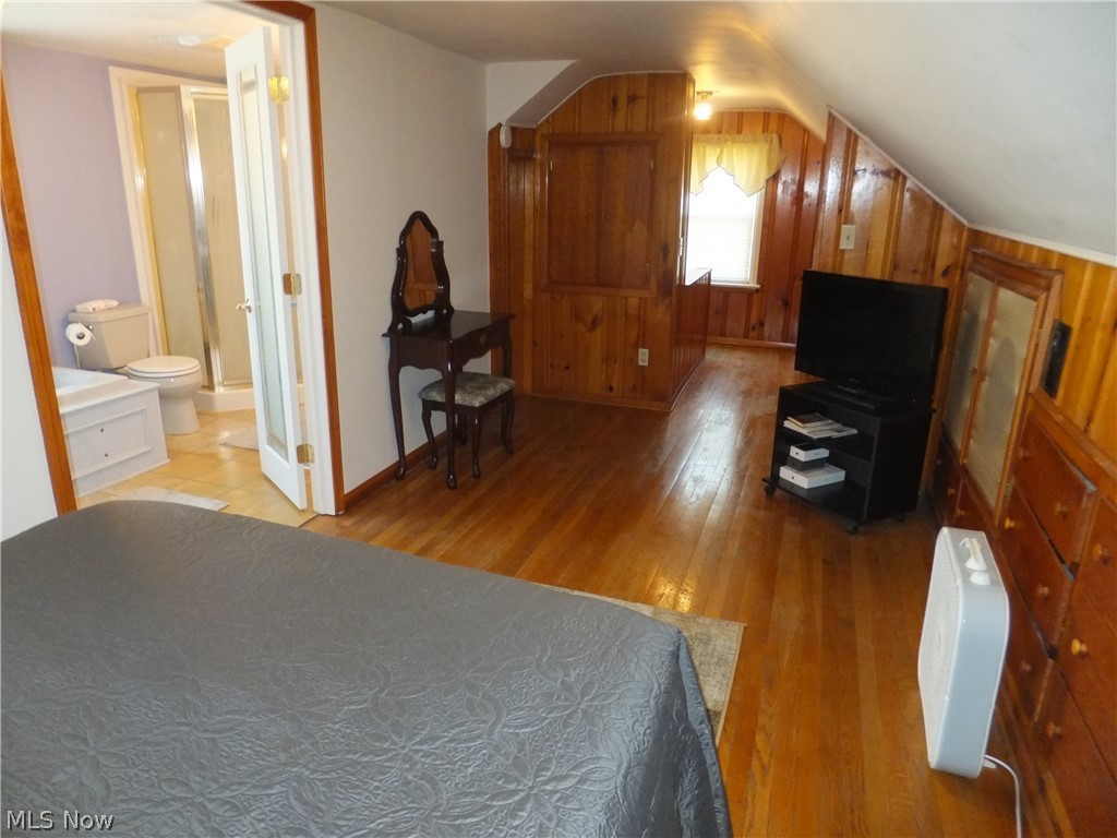 Royal Ridge - Residential