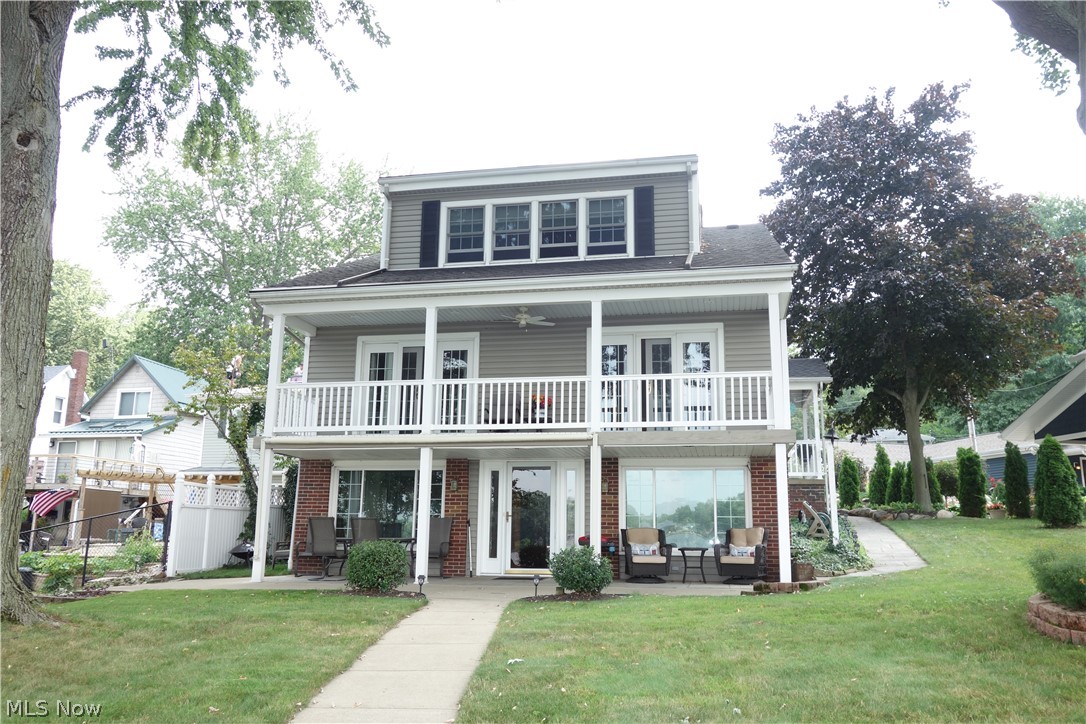 *Magnificent Lakefront Home w/ all the bells & whistles on Portage Lakes Main Chain* Quality Updates throughout "too many to list" w/ an exceptionally wonderful Master Bedroom Suite**A fabulous family room that opens to a fully applianced & exquisite newer kitchen w/an Island plus eating area, all w/ amazing views of Portage Lakes and your private dock on a large, lush lawn w/approx. 131' ft of Glorious Waterfront. *SQ. Ftg shown may not include entire Master Suite & all of the finished lower level, all Room sizes are approx.*