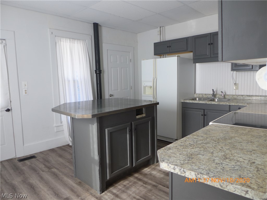 Ellis - Residential Income