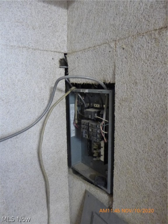 Ellis - Residential Income