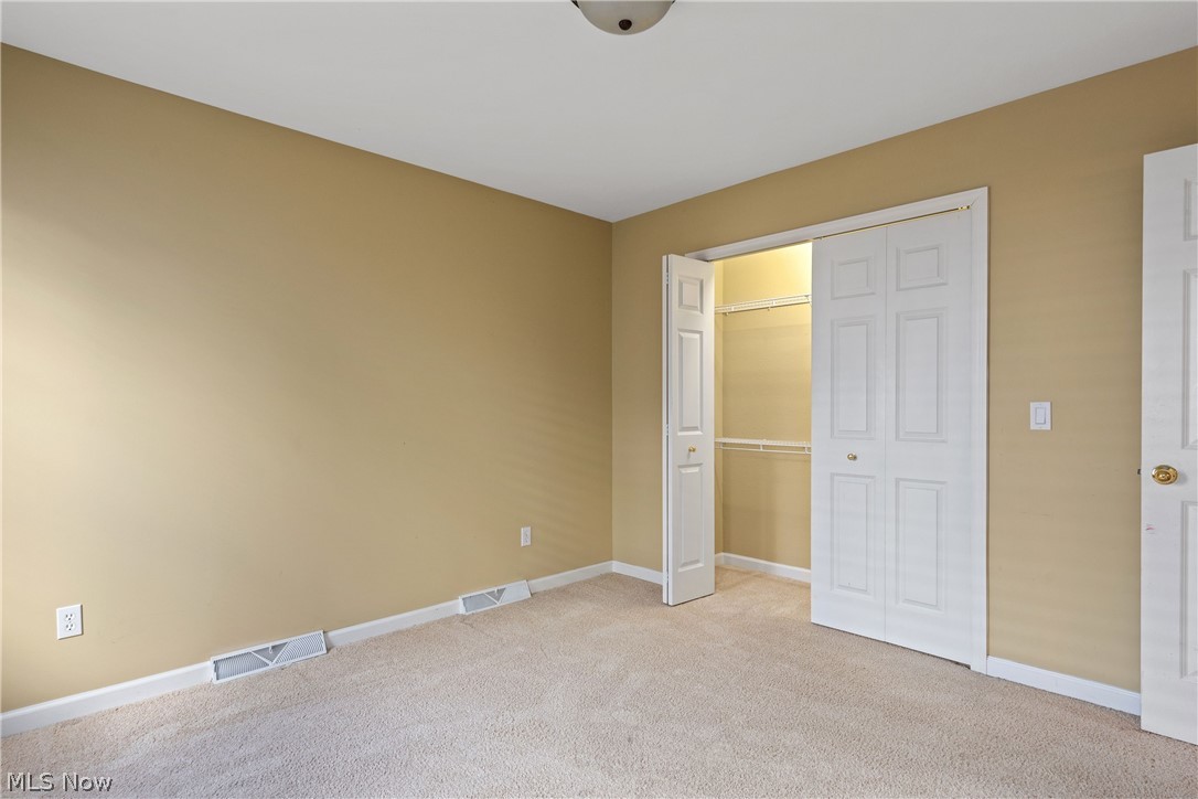 Twin Oaks Villas Condo - Residential