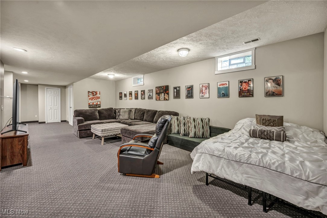 Highland Woods - Residential