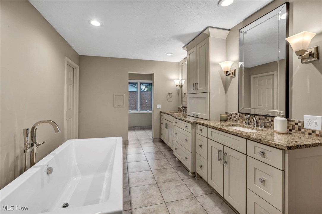 Highland Woods - Residential