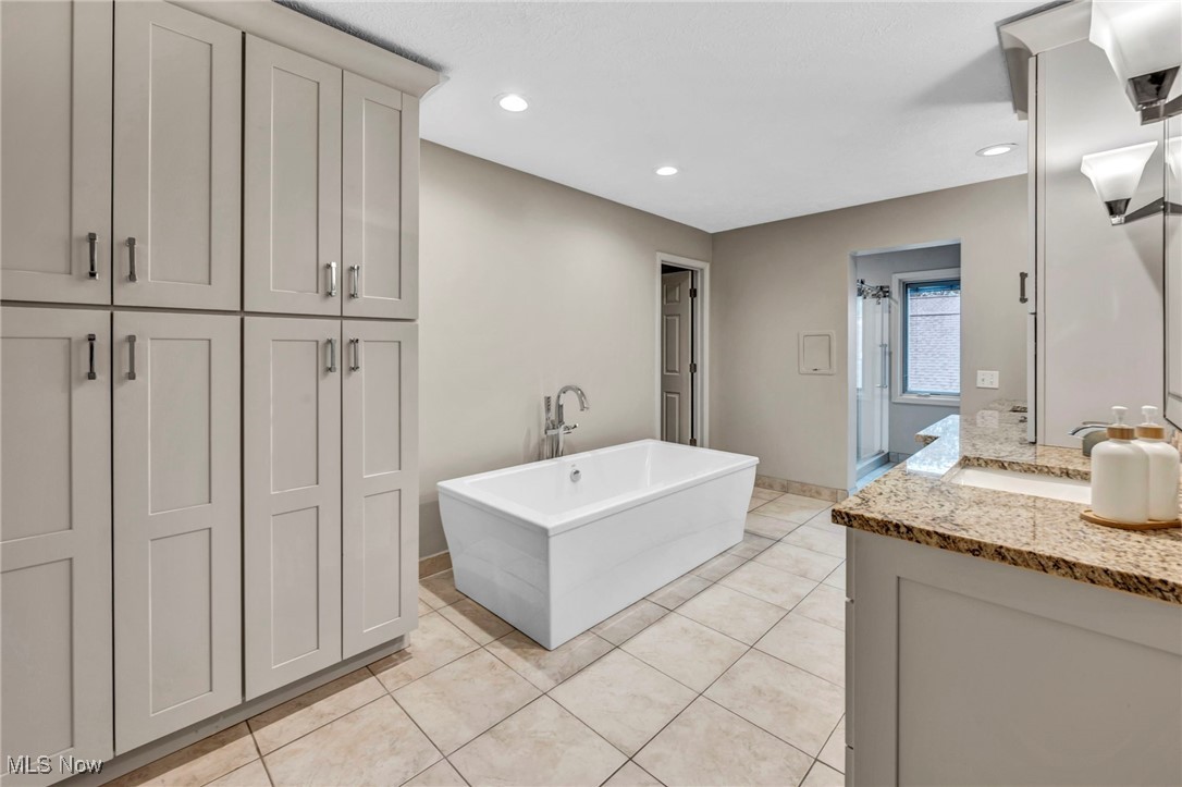 Highland Woods - Residential