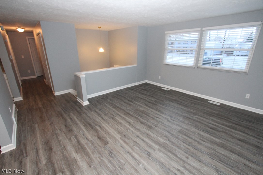 Lakeway Woods Resub 02 - Residential Lease