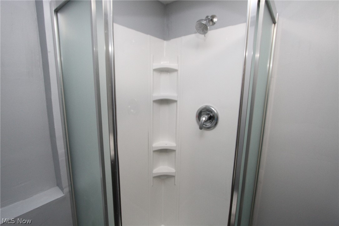 Lakeway Woods Resub 02 - Residential Lease