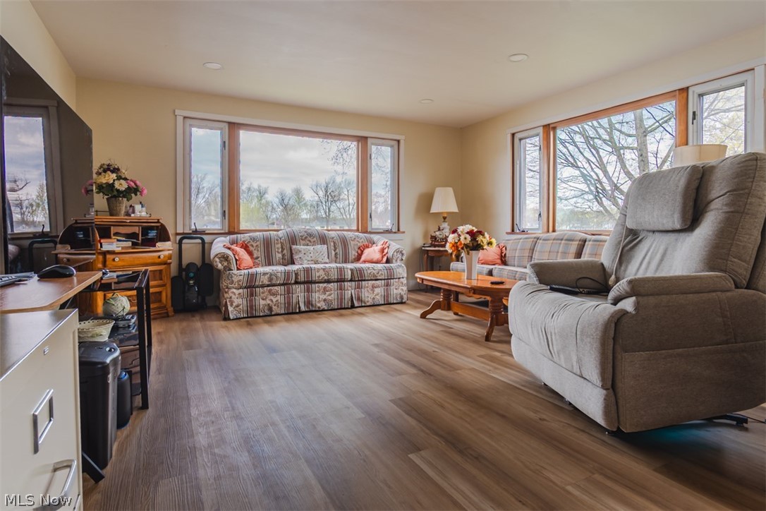 Stanleys Lakeside Allotment # - Residential