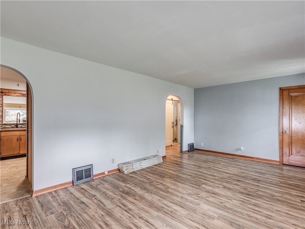 Lake Cable Allotment Sec E - Residential