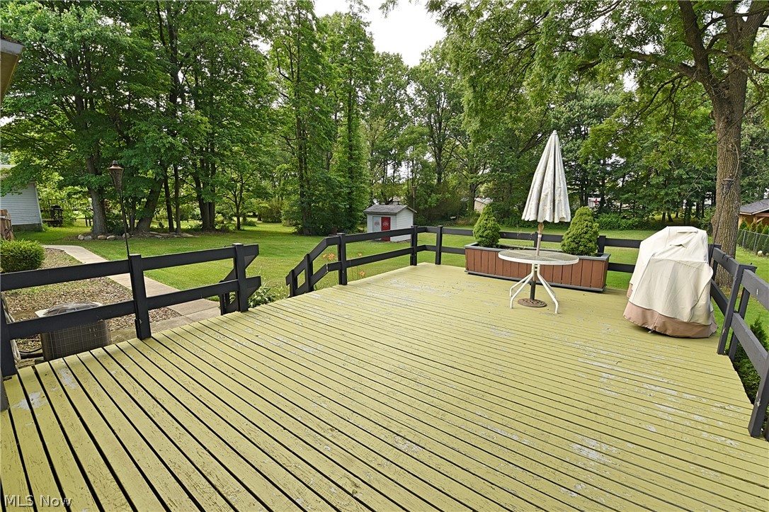 Meadowbrook Lake - Residential