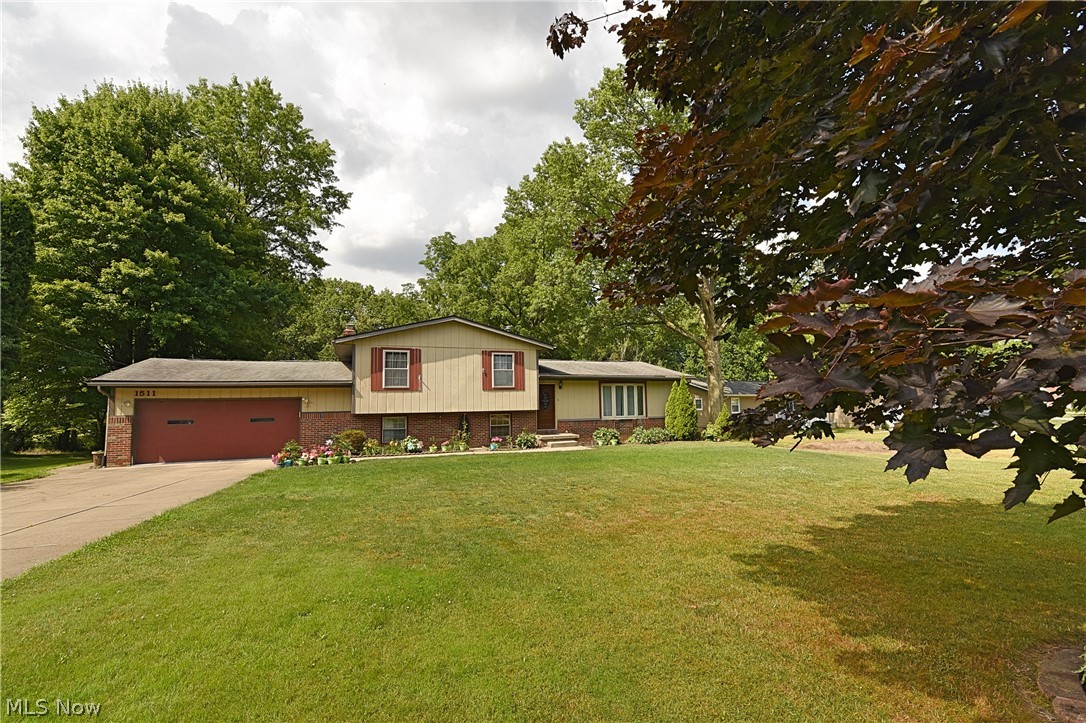 Meadowbrook Lake - Residential