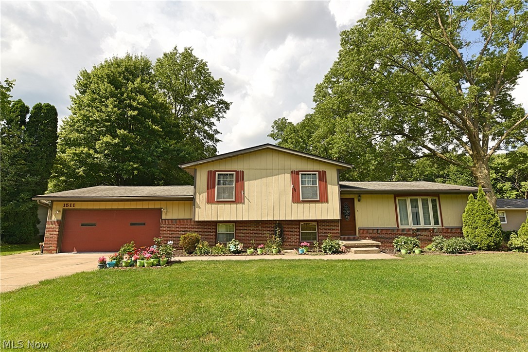 Meadowbrook Lake - Residential