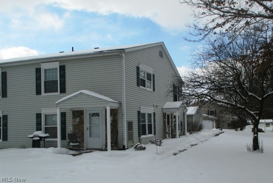 Condo living at itsfinest, 2 floor living with 2 bedrooms and 1 bath. 1 car detached garage, add your touches and make it your own.