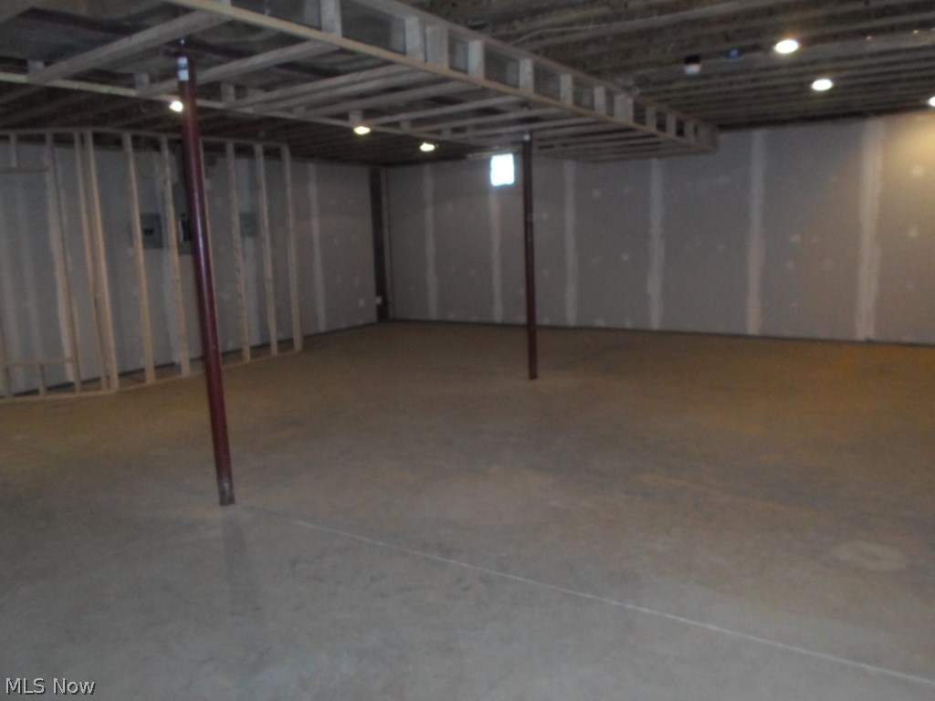 Oxford Glen 10 Ph 03 - Residential