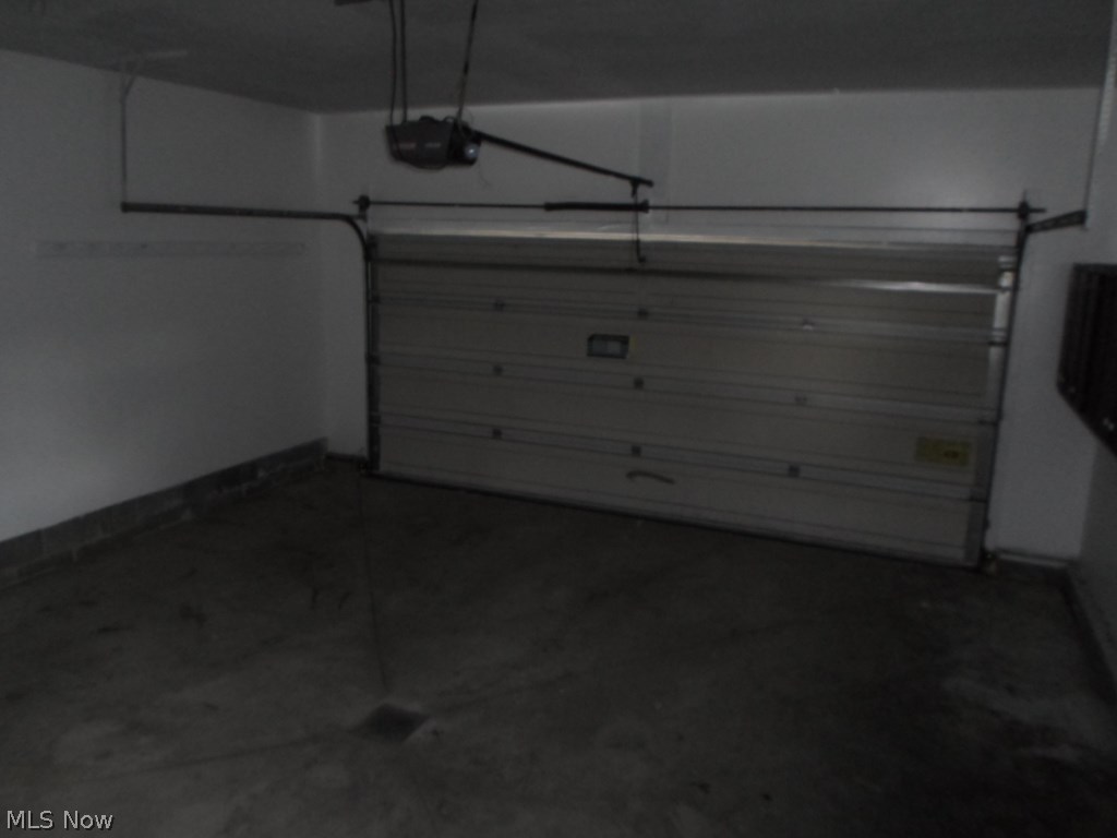 Oxford Glen 10 Ph 03 - Residential