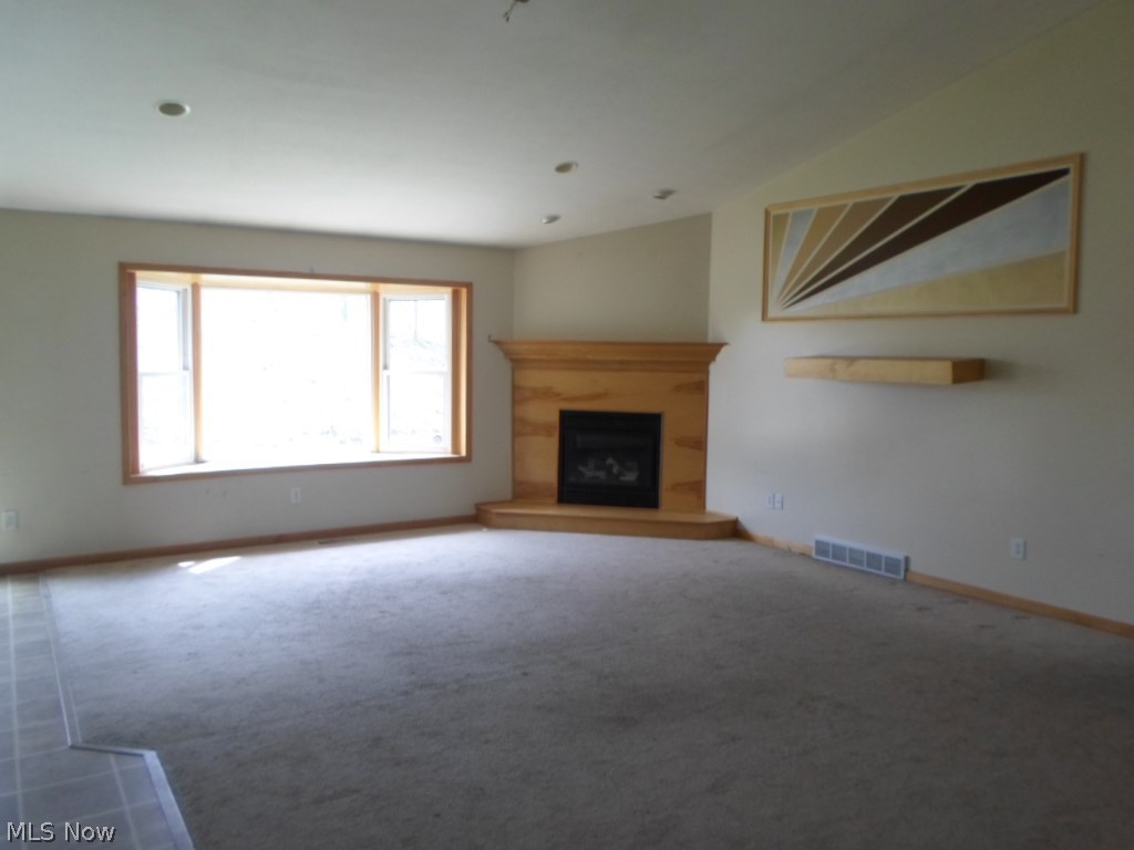 Oxford Glen 10 Ph 03 - Residential