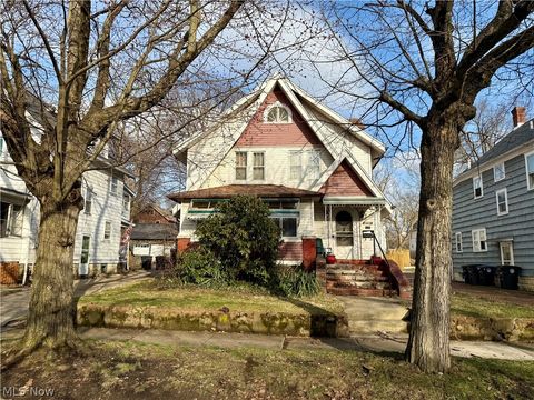 1375 Curtis Street Akron OH 44301