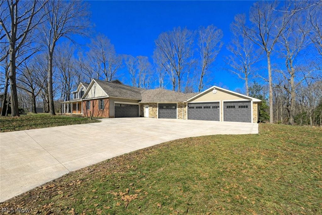 Photo of 2575 Myersville Road, Uniontown, OH 44685 (MLS # 5192588)