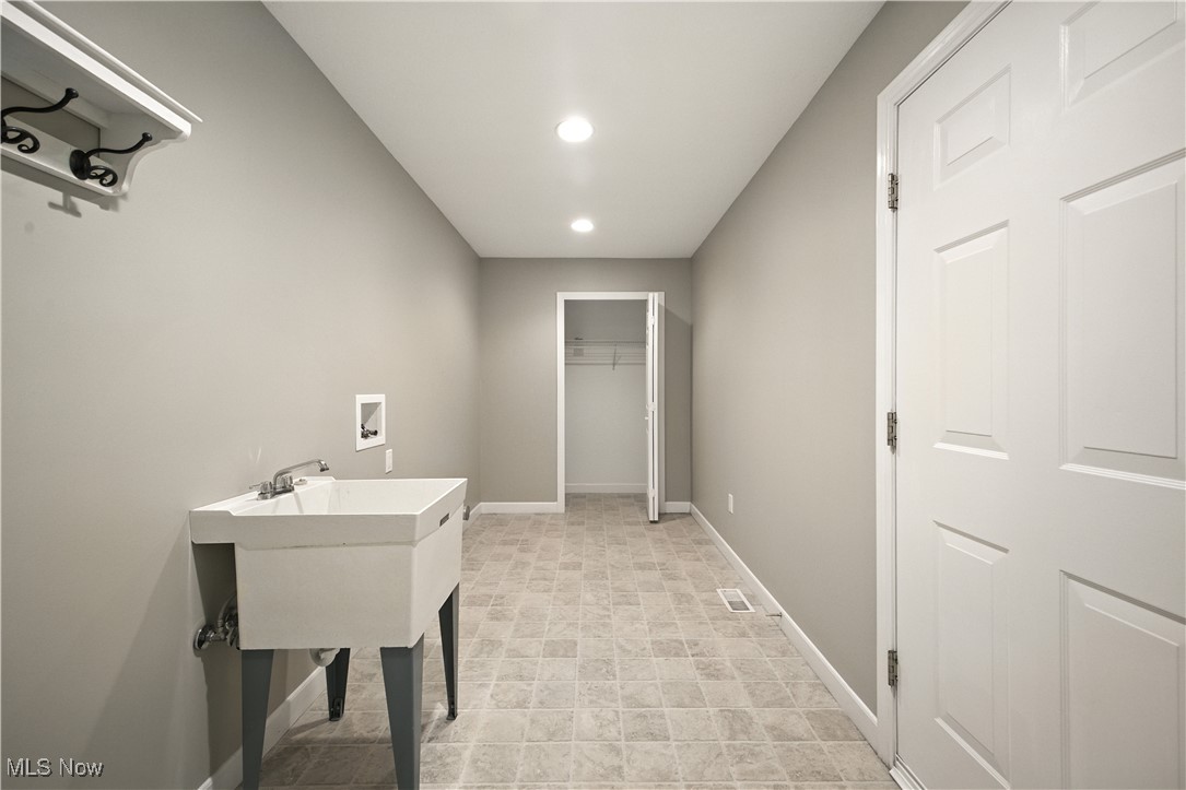 Township/Howland Sec 06 - Residential