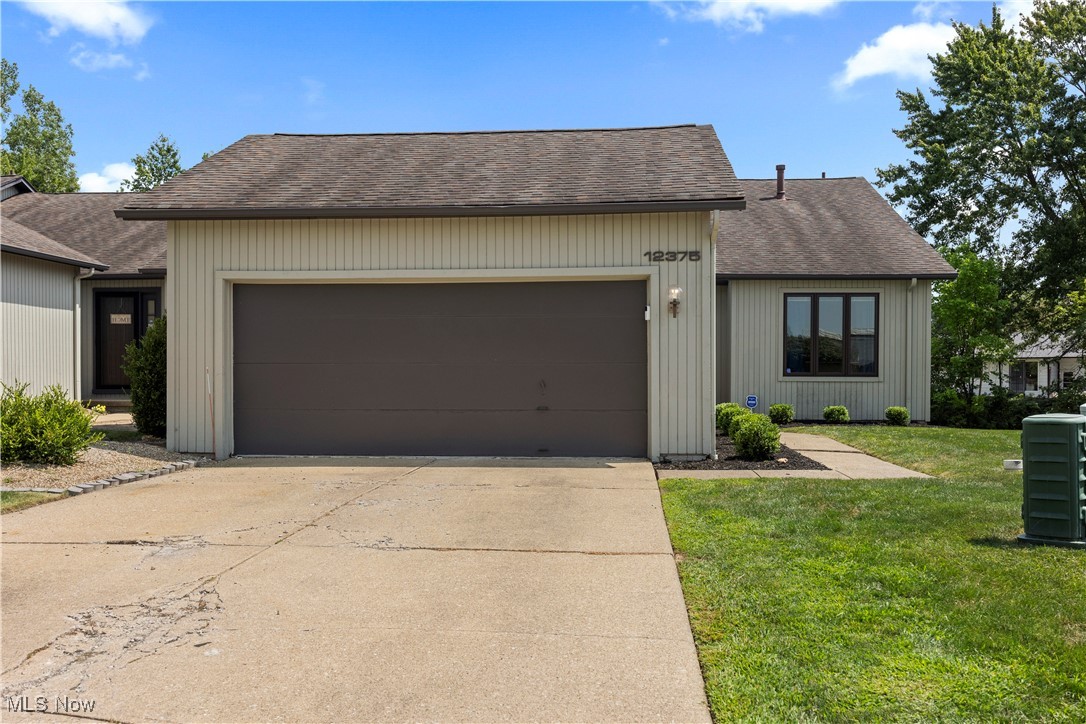 12375 Woodside Court