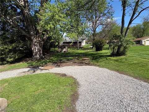 Tiny photo for 770 W Martin Street, East Palestine, OH 44413 (MLS # 5202596)