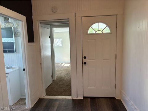 Tiny photo for 770 W Martin Street, East Palestine, OH 44413 (MLS # 5202596)