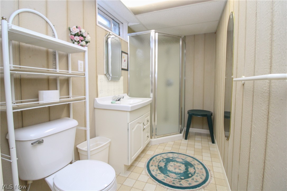 Applewoods Cross Condo - Residential