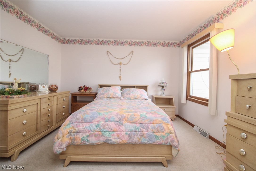 Applewoods Cross Condo - Residential