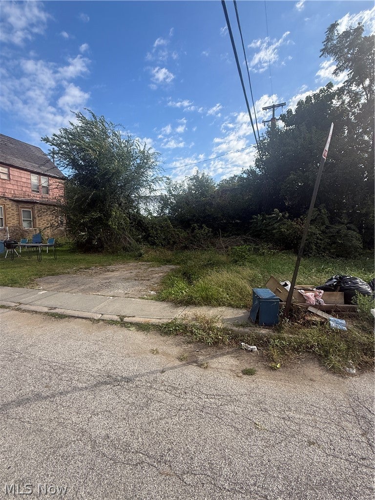 2103 E 81st Street
