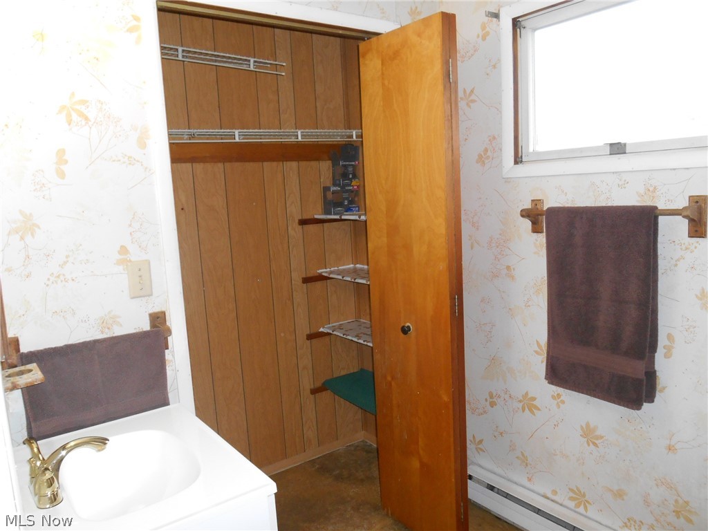 Jw Cassinghams Add - Residential