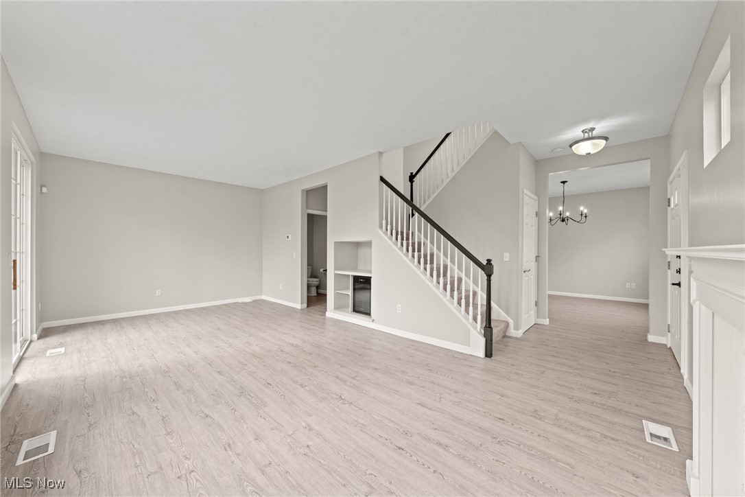 Westlake, Ohio 44145, United States, 3 Bedrooms Bedrooms, ,3 BathroomsBathrooms,Residential,Pending,105678