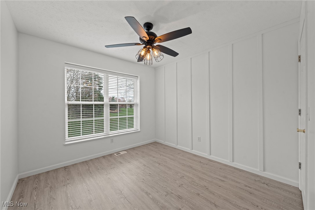 Westlake, Ohio 44145, United States, 3 Bedrooms Bedrooms, ,3 BathroomsBathrooms,Residential,Pending,105678