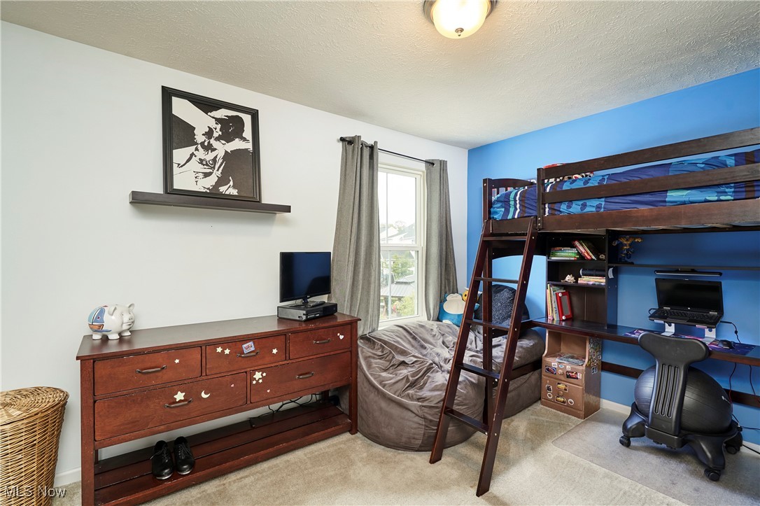 Lakes/Green #2 - Residential