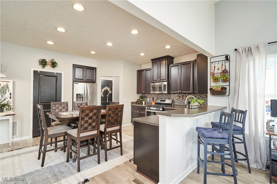 Lakes/Green #2 - Residential