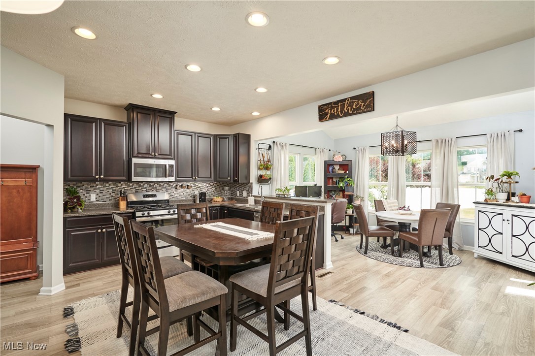 Lakes/Green #2 - Residential