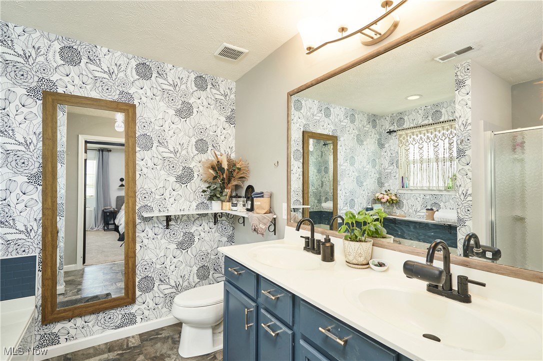 Lakes/Green #2 - Residential