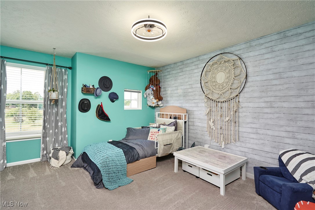 Lakes/Green #2 - Residential