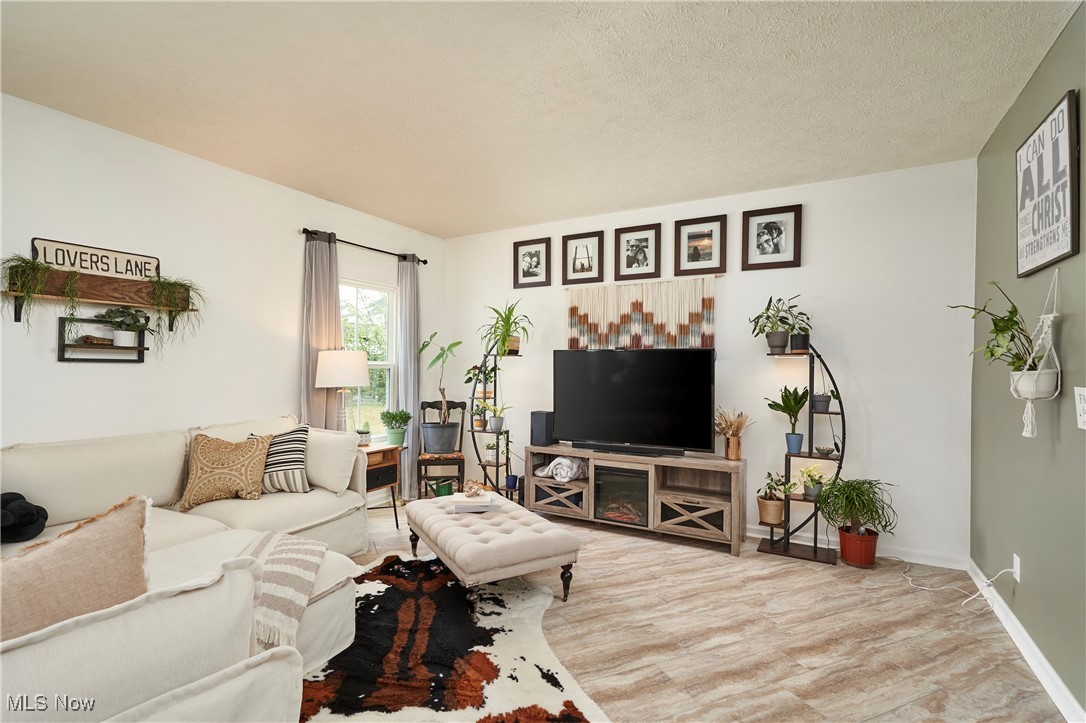 Lakes/Green #2 - Residential