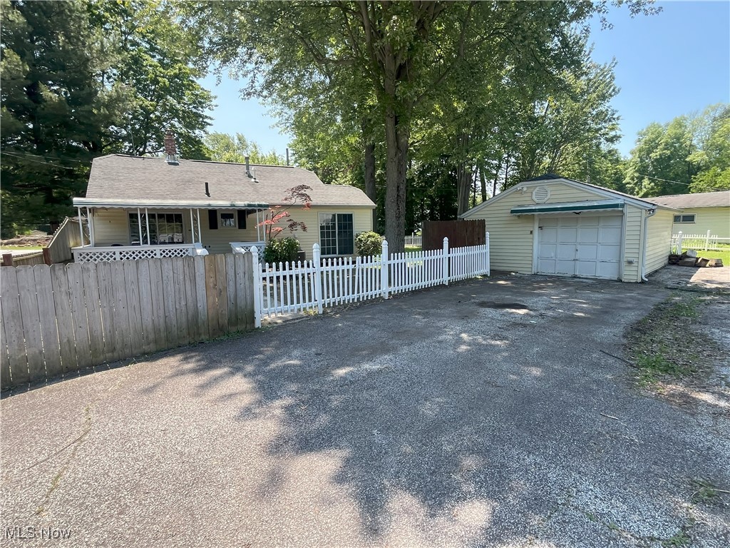67 Rainbow Drive, Painesville, Ohio image 11