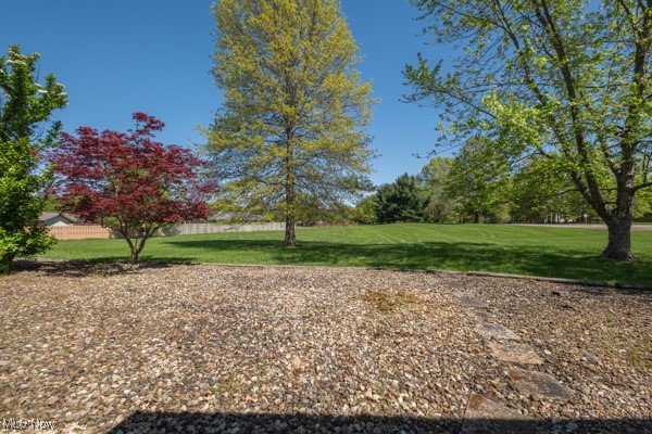 22146 Meadownorth Court, Strongsville, Ohio image 9