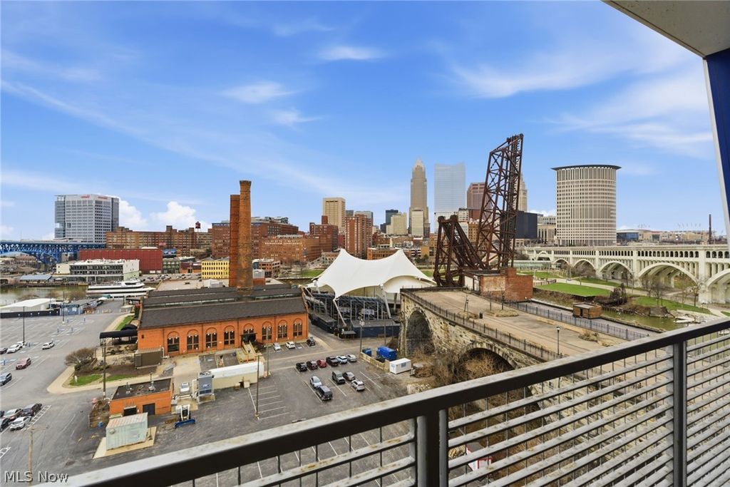 Photo of 1237 Washington Avenue #1207, Cleveland, OH 44113 (MLS # 5195215)