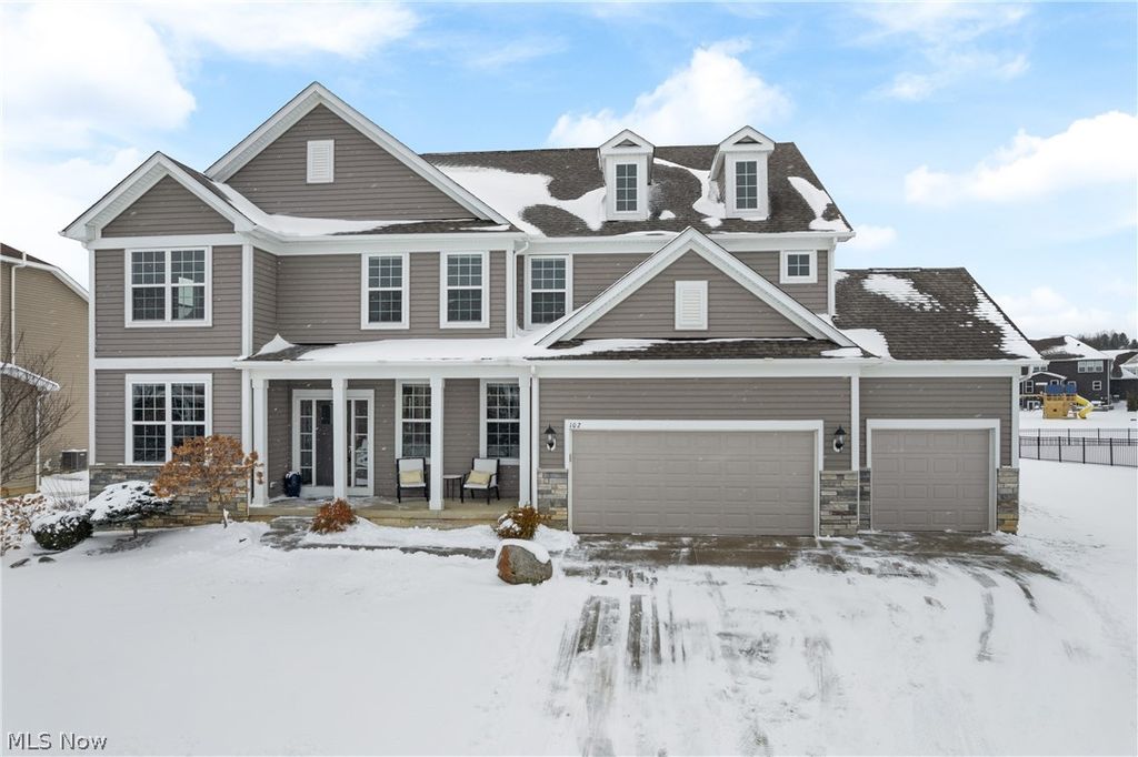 Photo of 102 Harvester Drive, Copley, OH 44321 (MLS # 5186613)