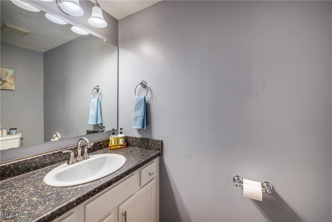 924 Yorktown Drive, Medina, Ohio image 14
