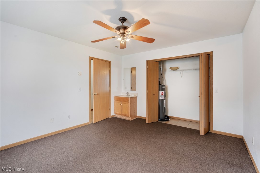 City/Youngstown - Commercial Sale