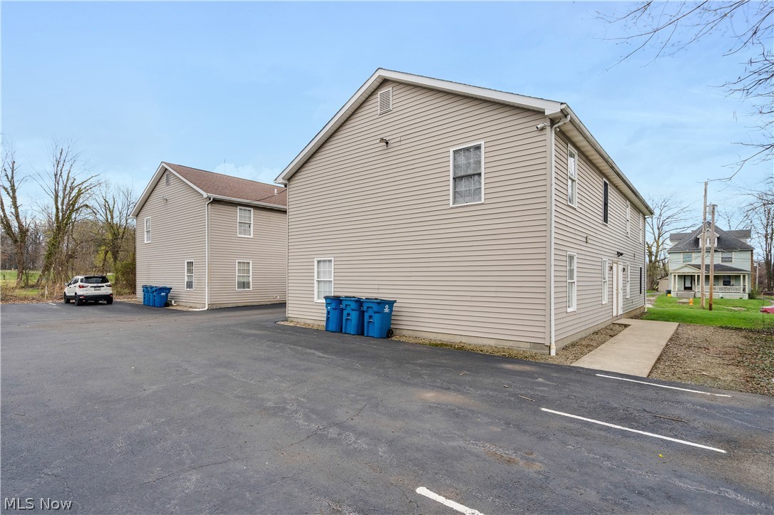 City/Youngstown - Commercial Sale