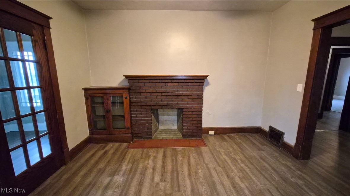 City/Youngstown - Residential Income