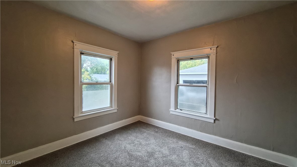 City/Youngstown - Residential Income