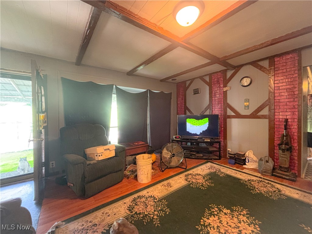 Beloit, Ohio 44609, United States, 2 Bedrooms Bedrooms, ,1 BathroomBathrooms,Residential,Active,231935